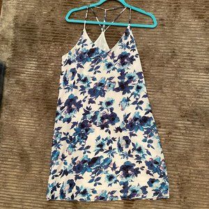 Charlie Jade 100% Silk flowy dress with halter top - Size XS